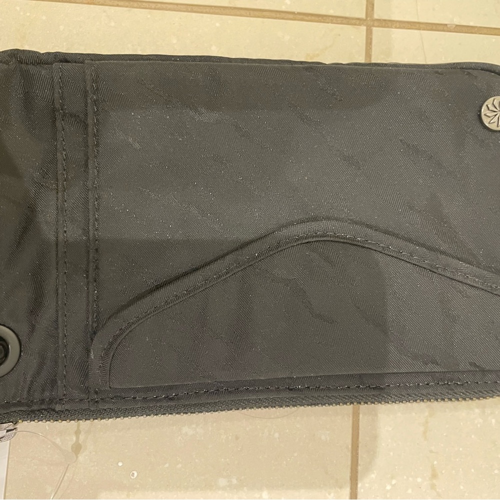 Athleta clutch - Picture 3 of 5